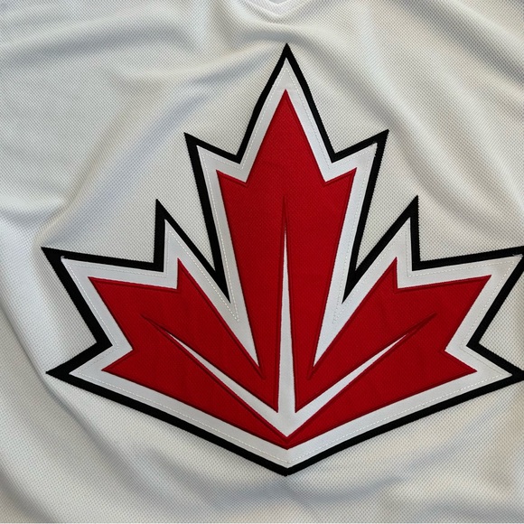 Team Canada World Cup of Hockey Jersey - Picture 6 of 10